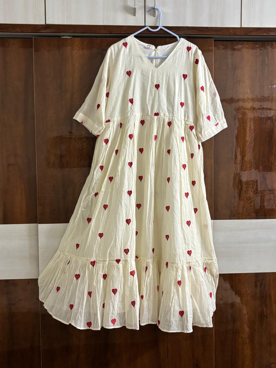 Off-White Heart-Embroidery Cotton Long Kurti Top