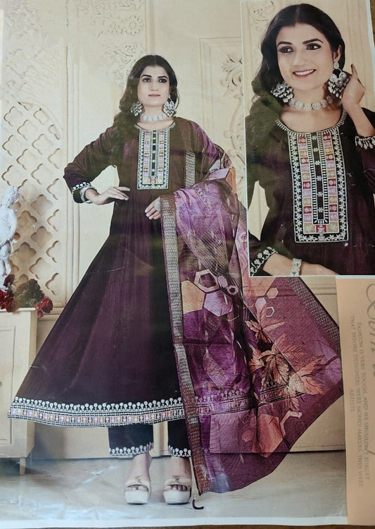 Onion-Pink Vatican-Silk 3-Piece Designer Set